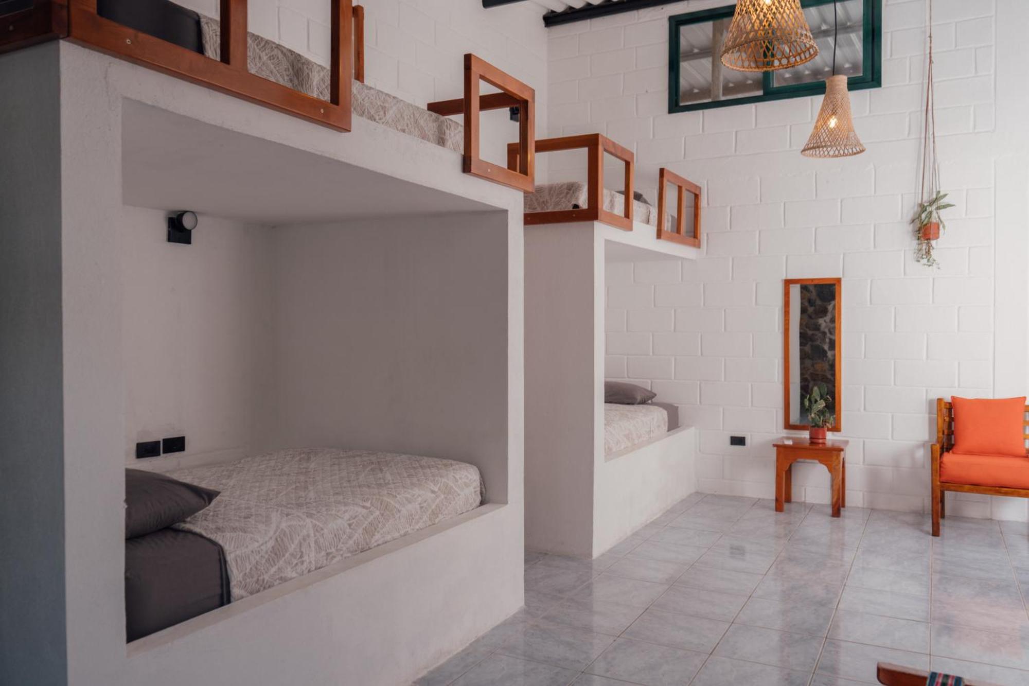Hostal Pimampiro 푸에르토 바케리조 모레노 외부 사진