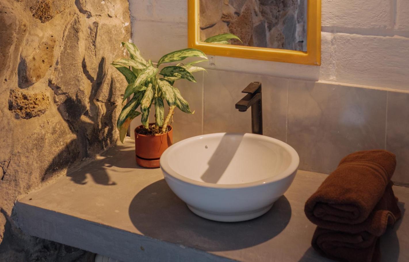 Hostal Pimampiro 푸에르토 바케리조 모레노 외부 사진