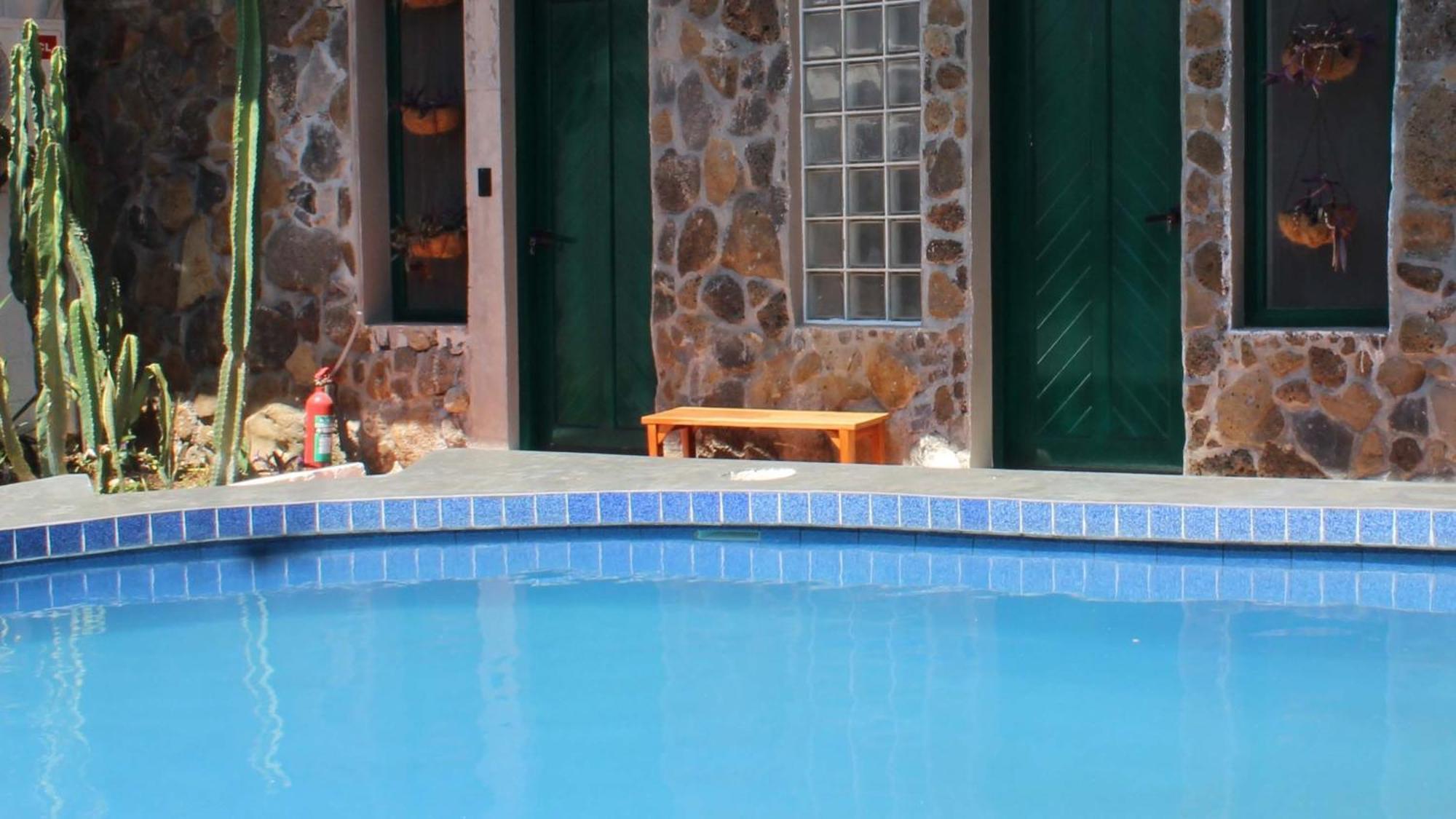 Hostal Pimampiro 푸에르토 바케리조 모레노 외부 사진